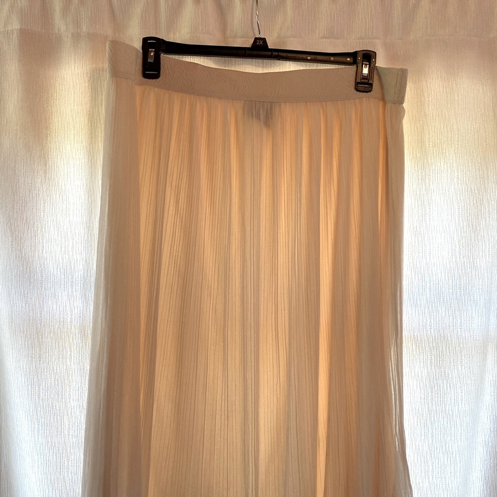 Plus size ivory skirt